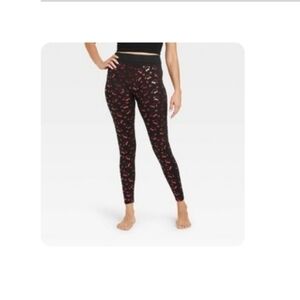 Black and Red Patterned Leggings